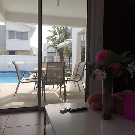 Colonian Beach No 2 Villa *