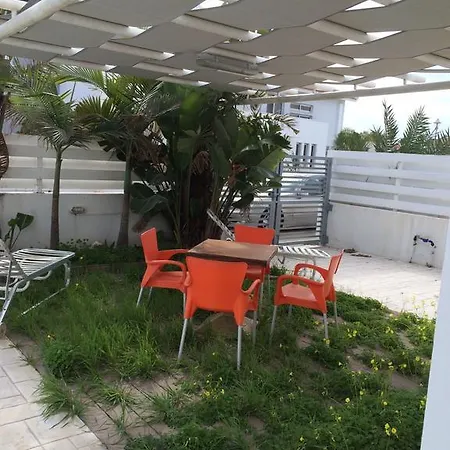 Villa Colonian Beach No 2 *