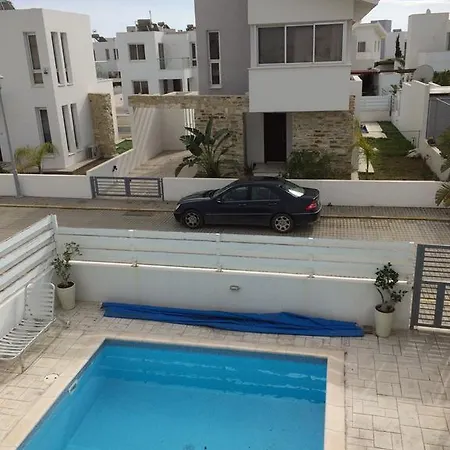 Colonian Beach No 2 Villa