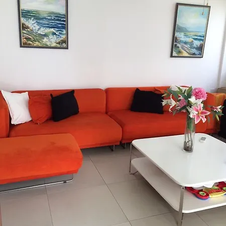 Colonian Beach No 2 Villa