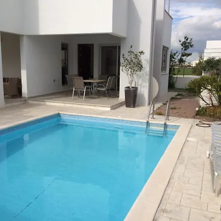 Colonian Beach No 2 Villa *